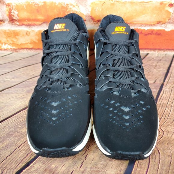 Nike Lunar Fingertrap TR Training Shoe - Picture 3 of 9